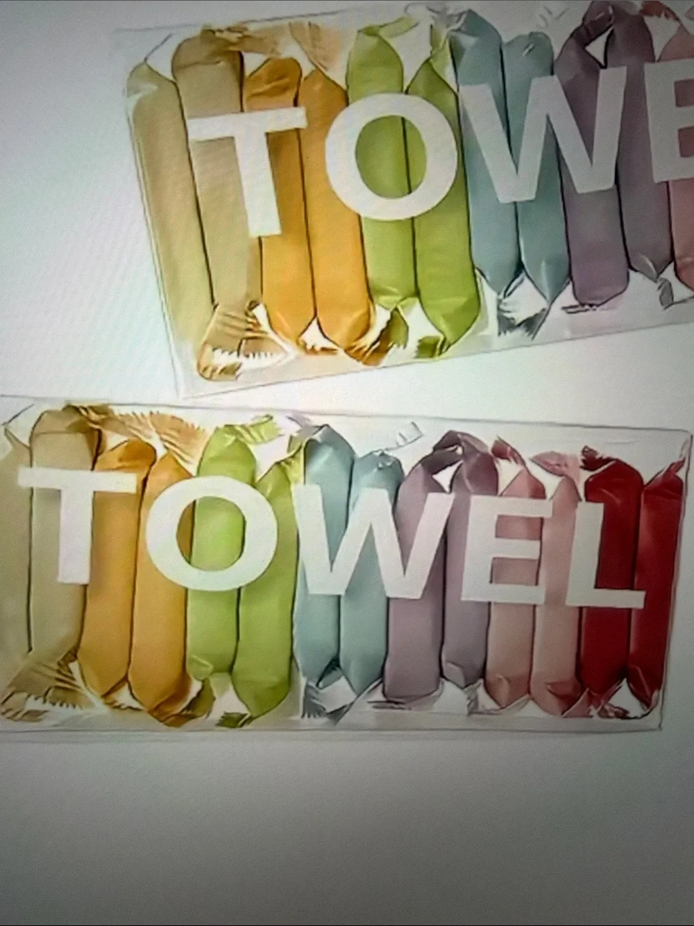 14 assorted compressed Towels. For wet & dry use. 🆕